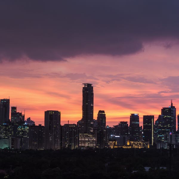 MANILA_andrey-andreyev-alKsncZs3VM-unsplash.jpg
