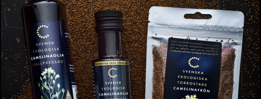 Camelina-of-Sweden-uppljusad1-1110x700