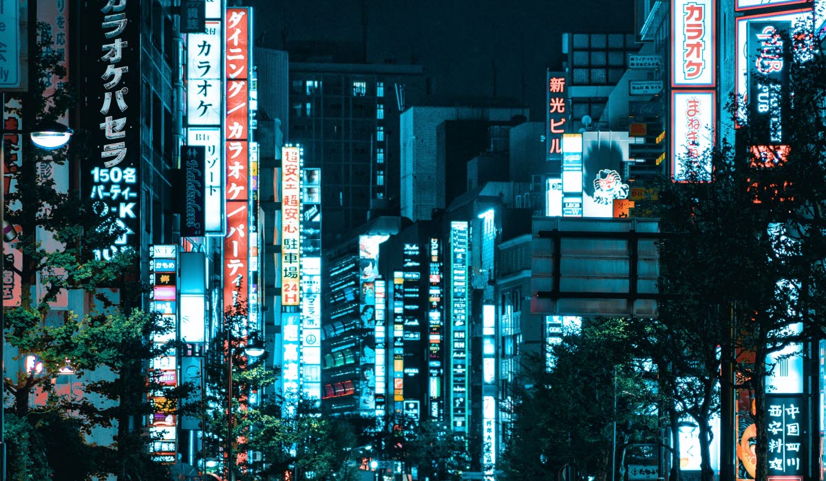 TOKYO_derch-4CMq1GxDSPA-unsplash.jpg