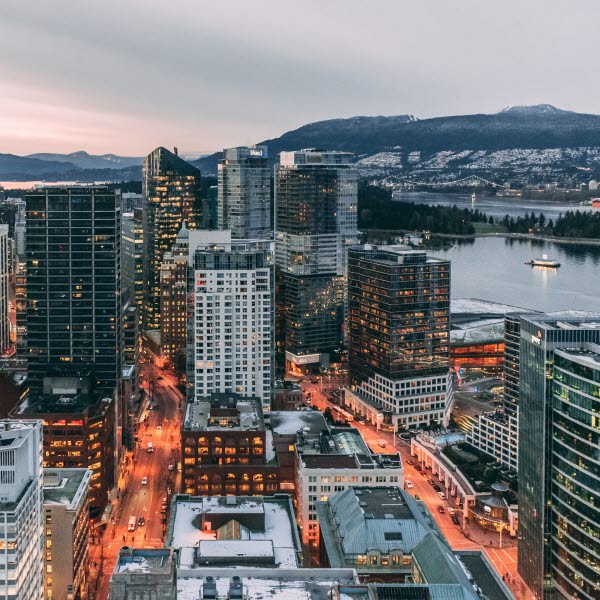 VANCOUVER_aditya-chinchure-2YRocbpCVeY-unsplash.jpg