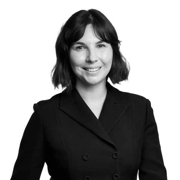 Andrea Staxberg transparent.png