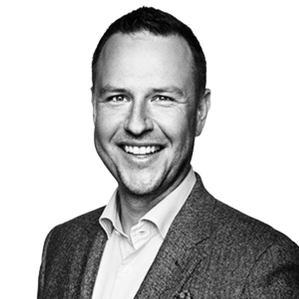 Nikki Brandt isolated 300x300.png