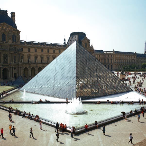 PARIS_daniele-d-andreti-ud9u7beav2s-unsplash.jpg