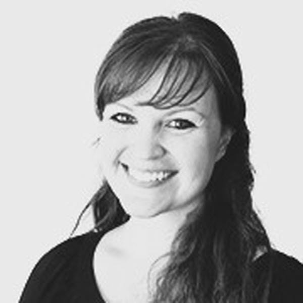 Elina Uebel svartvitt.jpg