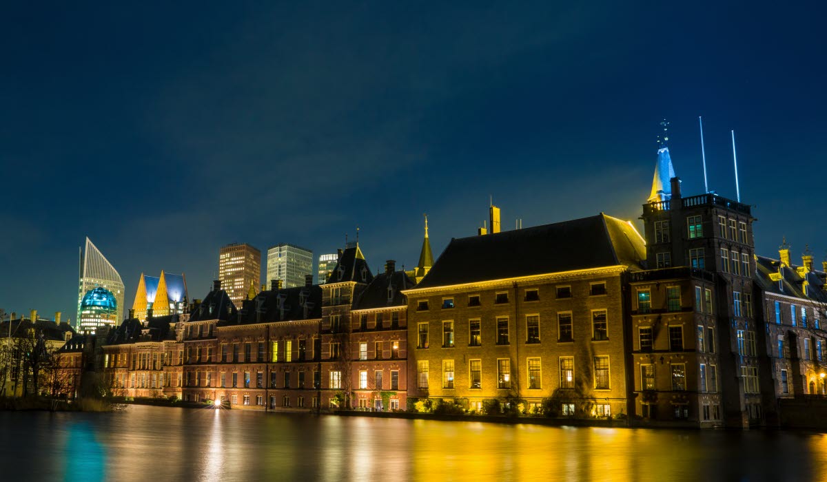 THE HAGUE_daniel-0SQ2hLt9AuI-unsplash.jpg