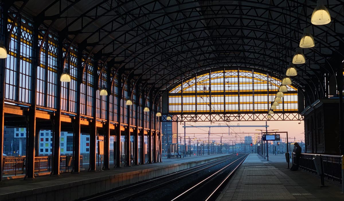 THE HAGUE_alex-heuvink-Yk7U1aYCPio-unsplash.jpg