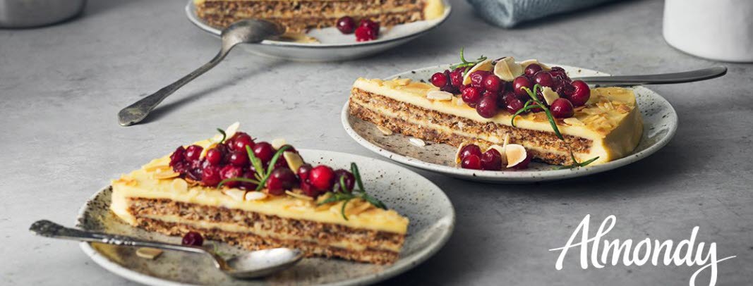 Almondy_Mandeltårta_Front1110x478-1110x478