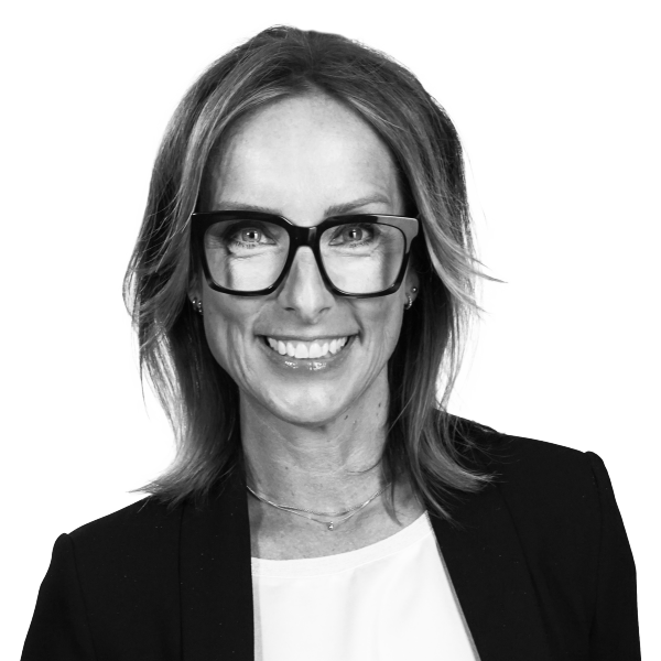 Linda Laszlo Ek frilagd.png