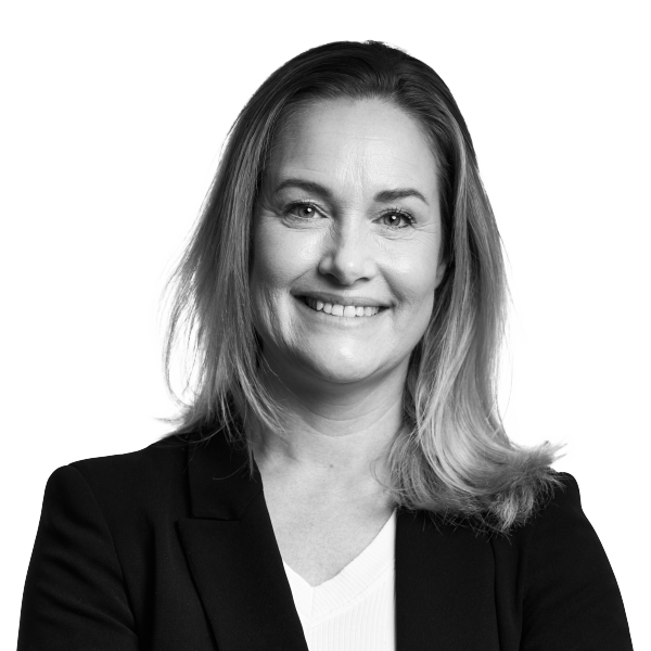 Helena Carlsson transparent 1.png